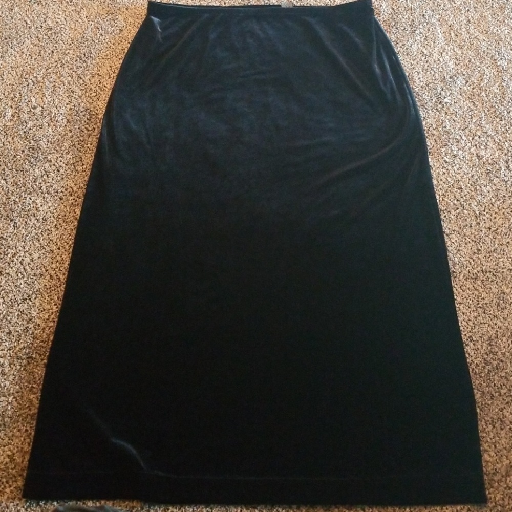 Maxi velvet skirt very soft
